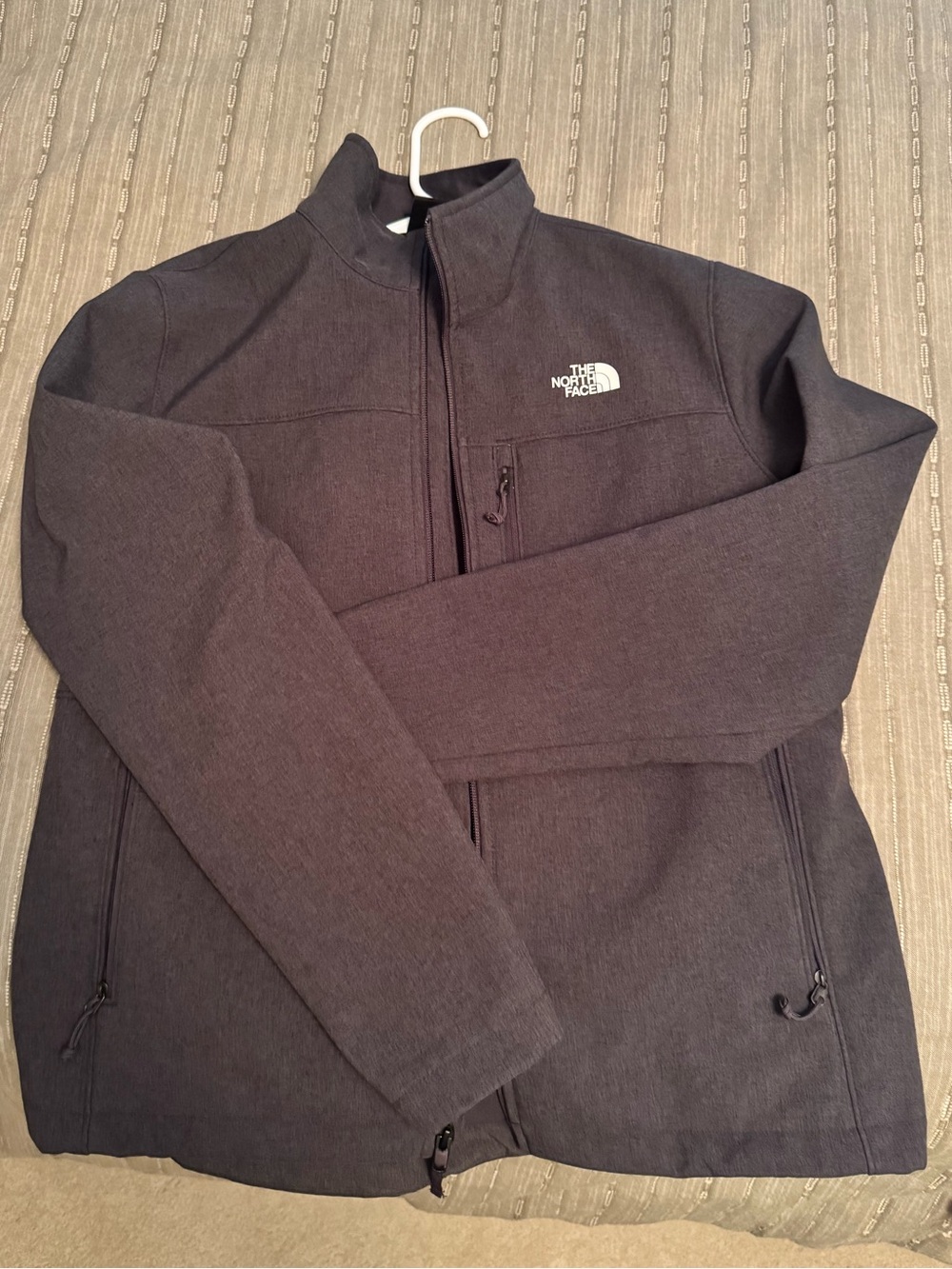 The North Face Men's Charcoal Full-Zip Lightweight Jacket